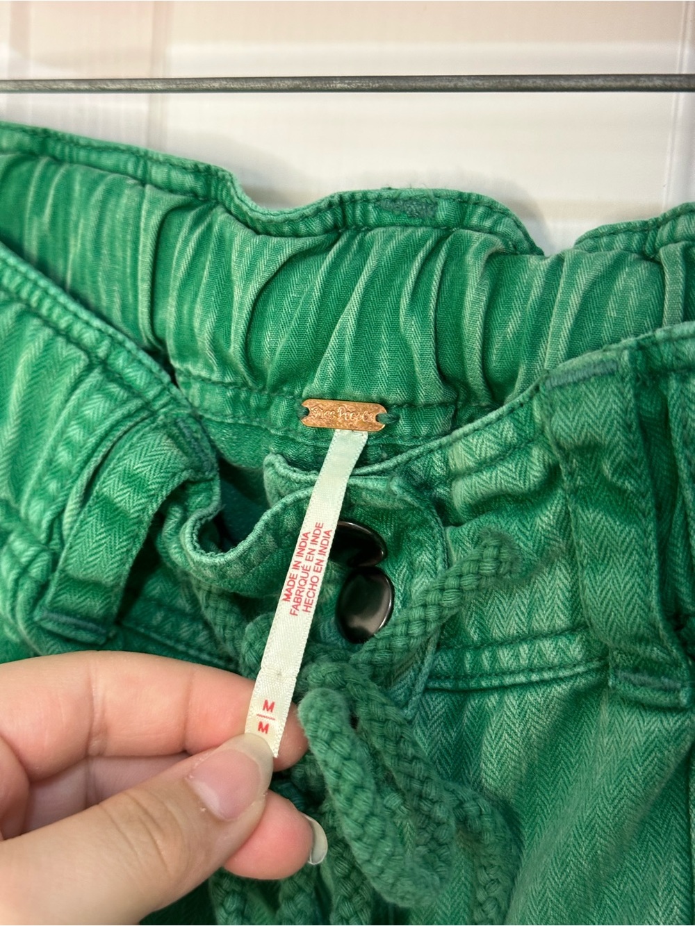 We The Free Amazon Kelly Green Tahiti Pull-On Cargo Pants Sz M Streetwear Boho - Picture 10 of 12